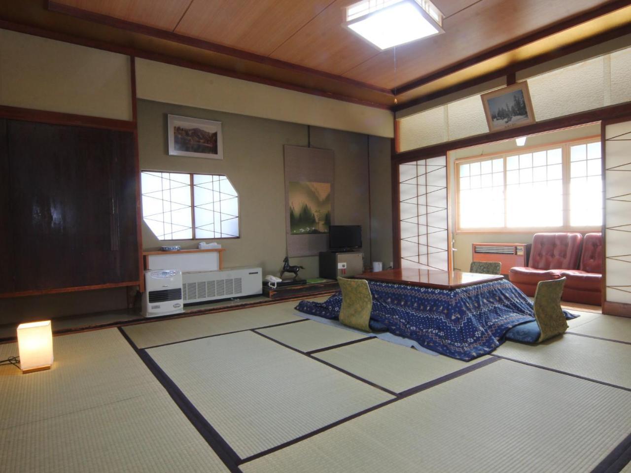 Kaneki Hotel Yamanouchi  Exterior photo